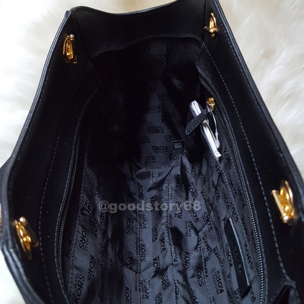 Michael Kors Jet Set Travel Shoulder Tote - Picture 5 of 8